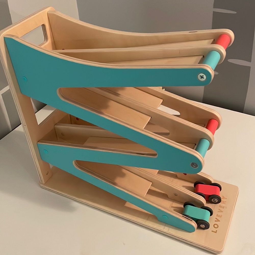 Lovevery car ramp